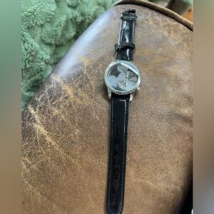 Elegant Black Leather Women's Mickey Mouse Silhouette Watch